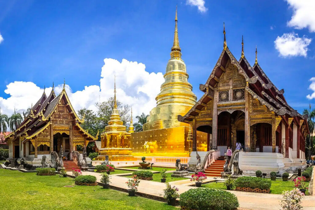 ไหว้เสริมดวงกับพระธาตุประจำปีเกิด 12 นักษัตร พระธาตุพระสิงห์ จังหวัดเชียงใหม่