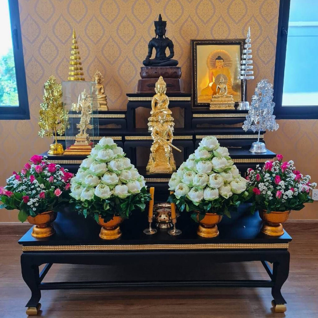 หิ้งพระ 2